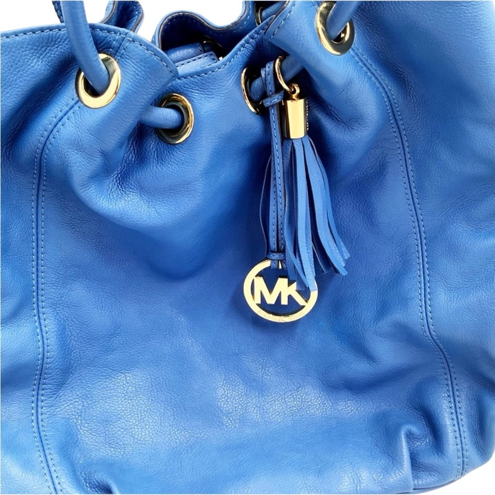 {Michael Kors} Pebble Leather Slouchy Bag - Picture 15 of 16